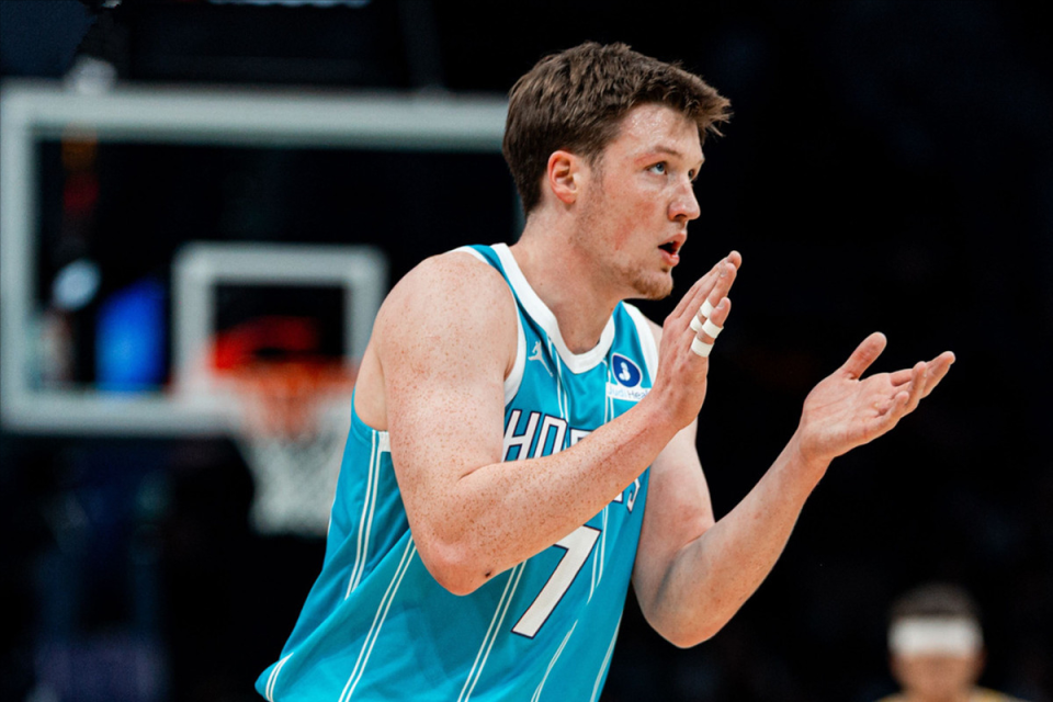 od体育网址-狂胜27分，近18战15胜NBA唯一！3点证明超级鱼腩蜕变成黑马非偶然